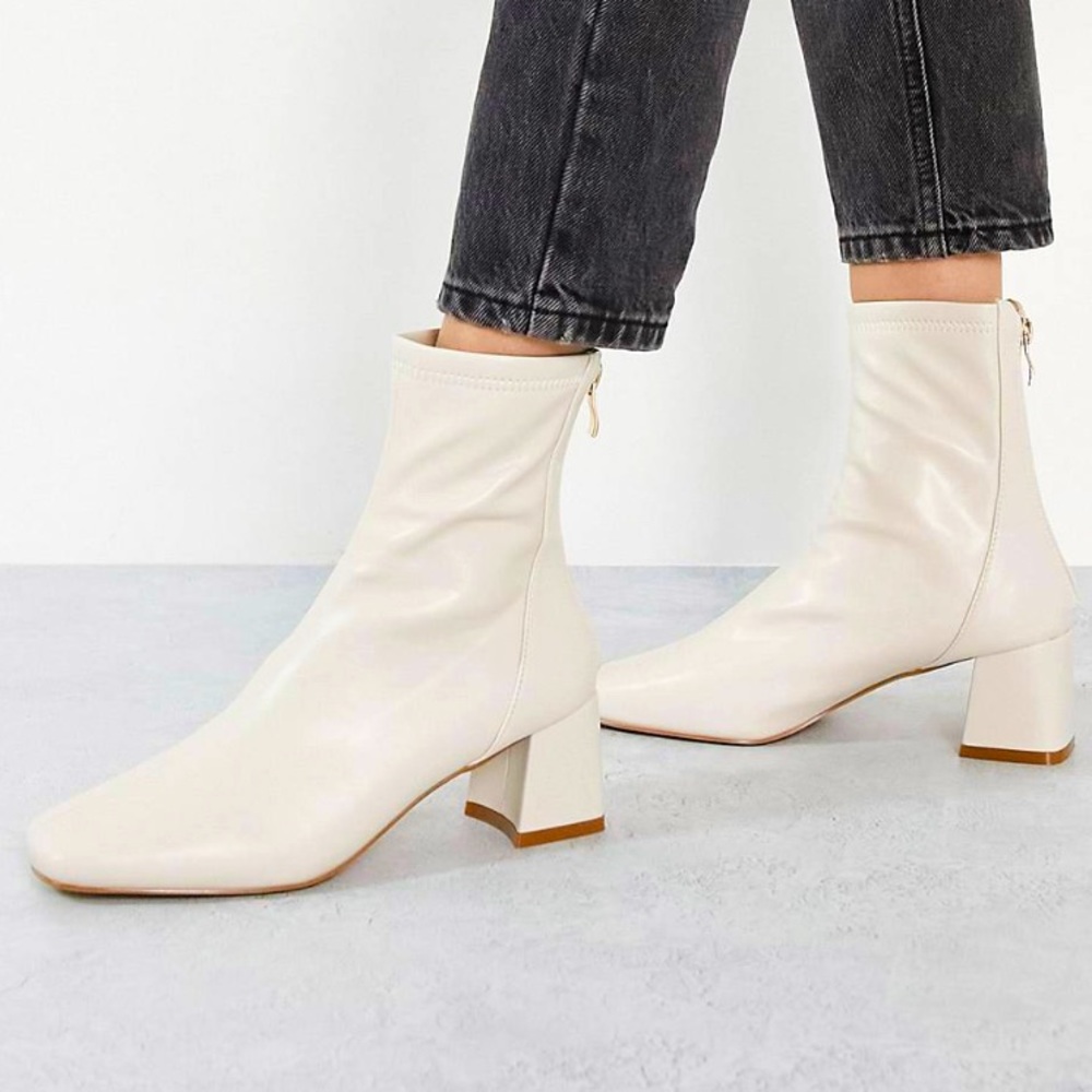 ASOS Maddy Mid-Heel Sock Boots in Cream - Size 8 (US)
